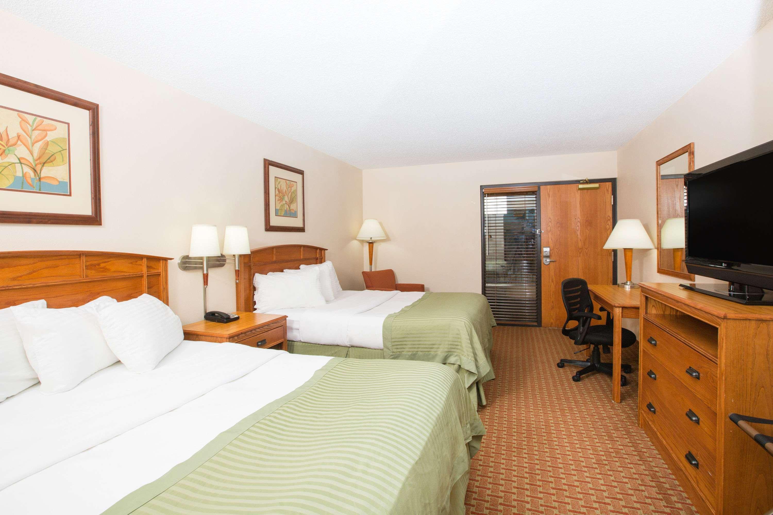 Ramada By Wyndham Des Moines Tropics Resort & Conference Ctr Urbandale Exteriör bild