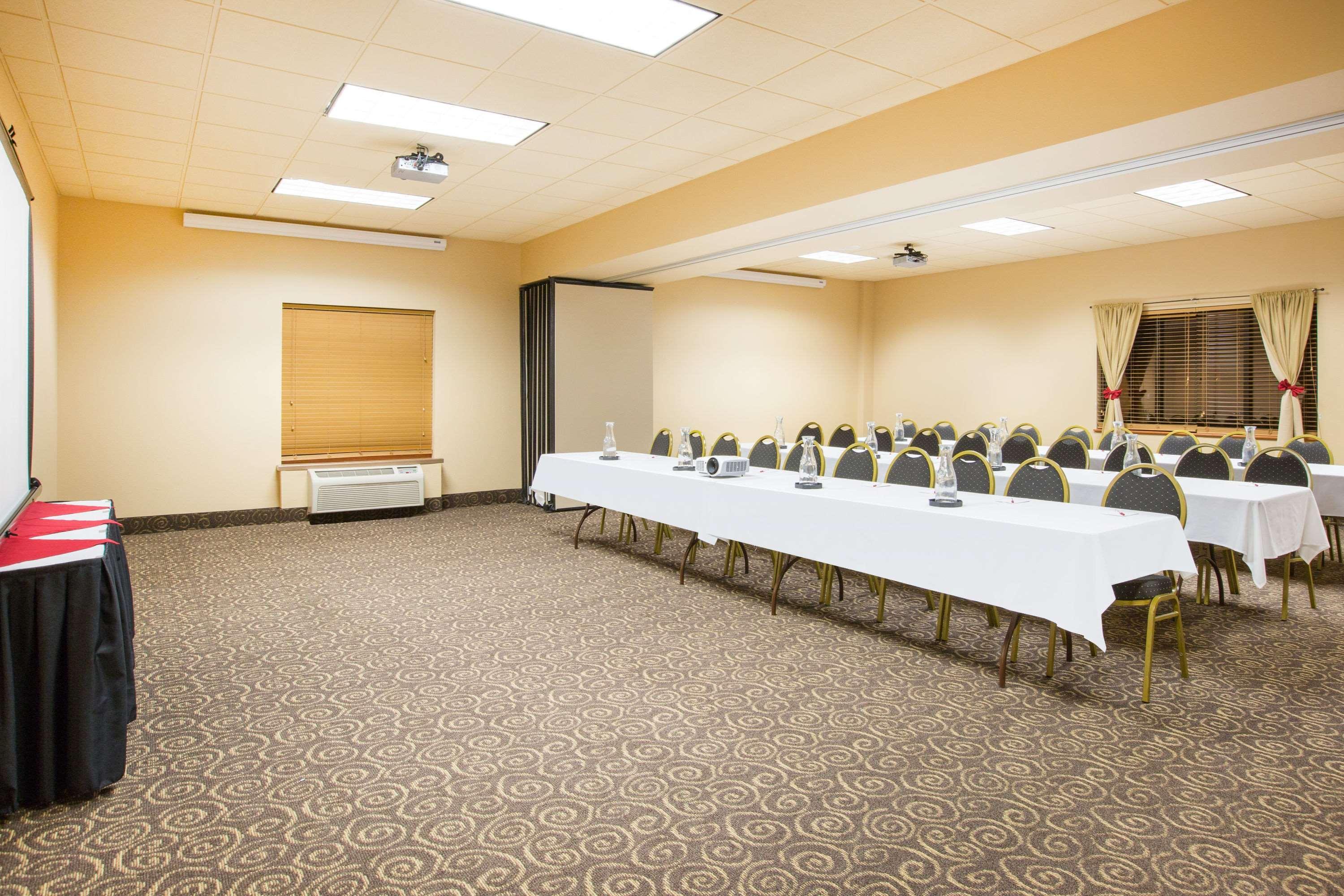 Ramada By Wyndham Des Moines Tropics Resort & Conference Ctr Urbandale Exteriör bild